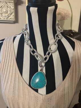 Dana Buchman Chunky Silver Tone Chain Link Necklace